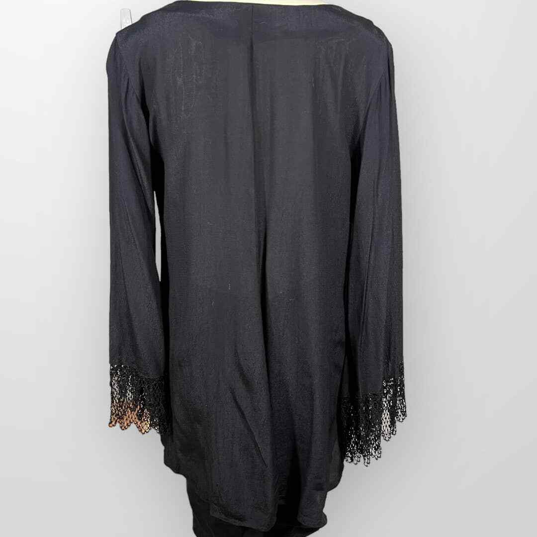 Vintage Celia Tejada Blouse (L) Bell Sleeves Crochet Lace Cuffs USA Rayon Black