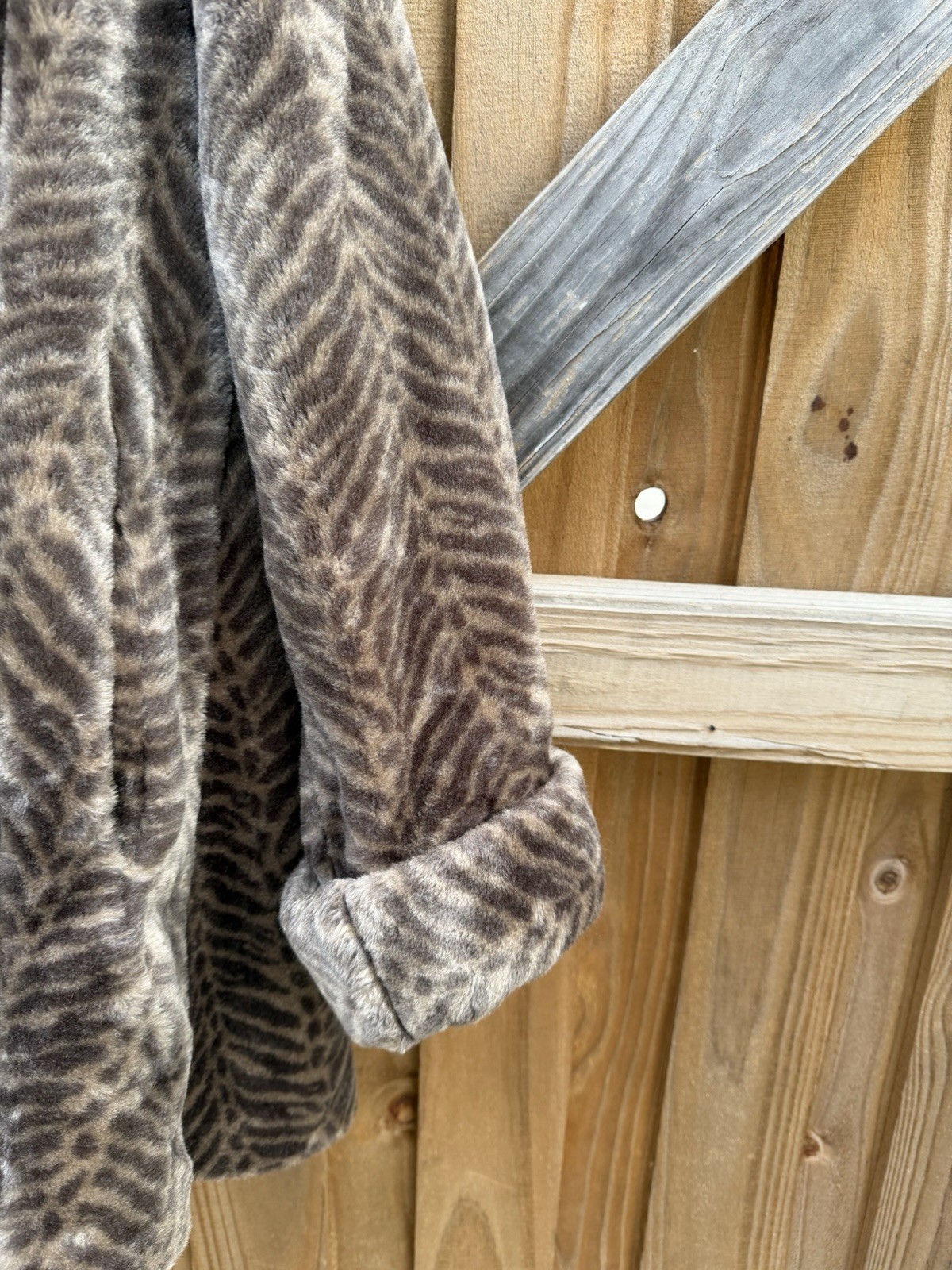 Vintage Monterey Fashions Women’s XL /2XL Fur Coat Elegant Brown Winter