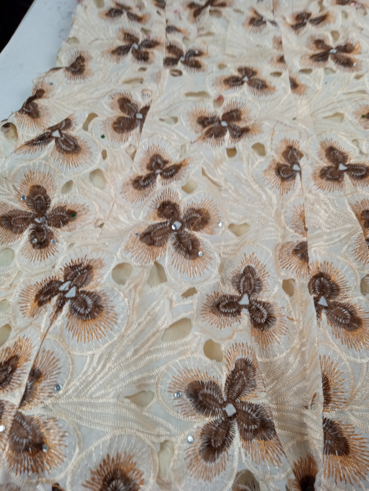 Vintage Floral Embroidered Lace Maxi Skirt 1X 2X Beige Brown Panel Flare 18×40″
