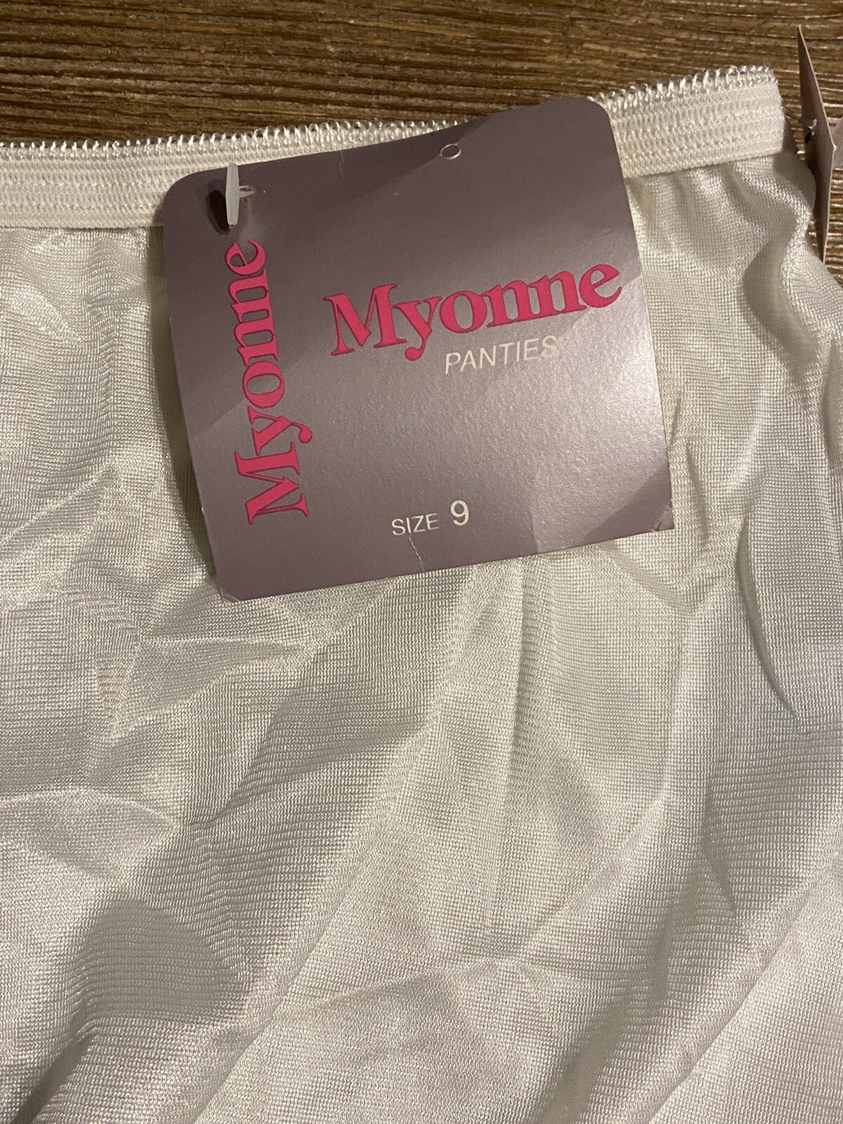 MYONNE VTG PANTIES – NWT NYLON SIZE 9 (44-45 HIPS) Granny Panties Style White