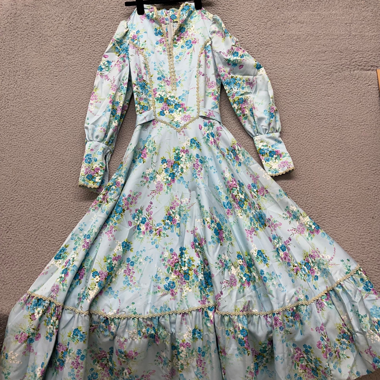 Vtg Dress Blue Floral Lace Victorian Prairie Tiered Whimsical Cottage Peasant