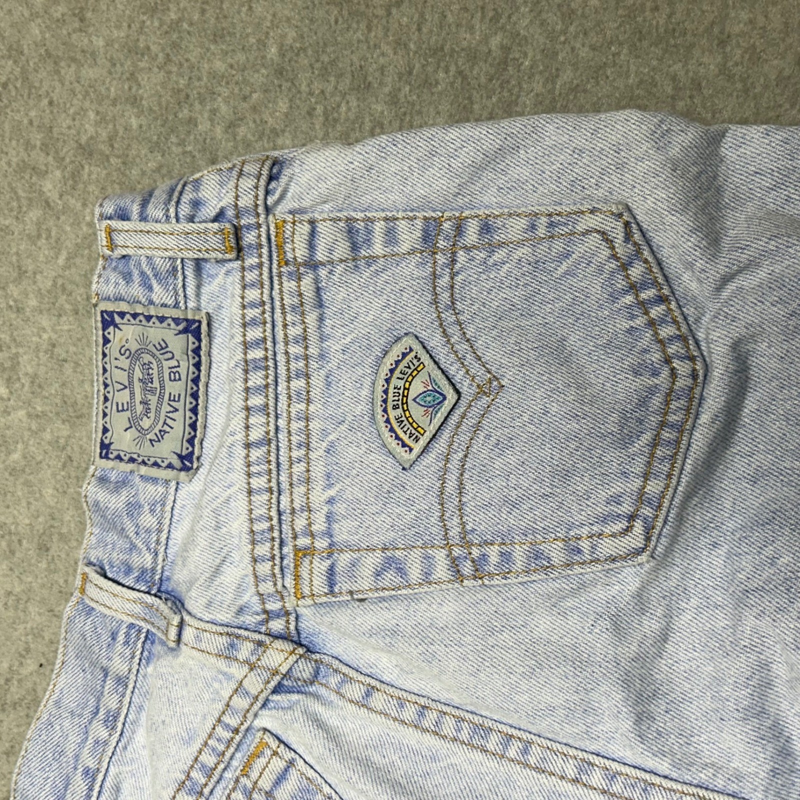 Levi’s Native Blue Jeans Light Wash Womens 7 Vintage High Rise Tapered USA Made