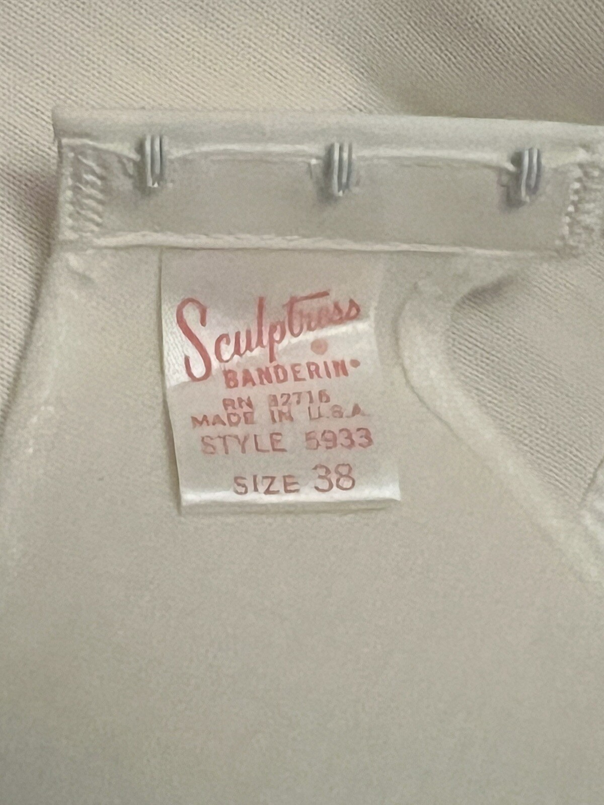 Vintage 1960s Sculptress White Lace Longline Bra w/Banderin Insert Size 38 GG
