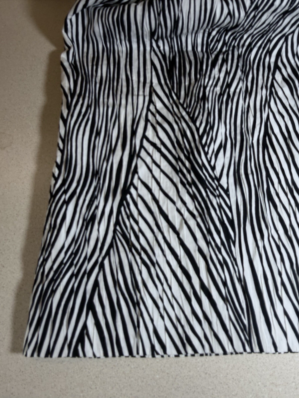 Vintage Bisang Couture Neiman Marcus XS Pencil Skirt Black White Zebra Print