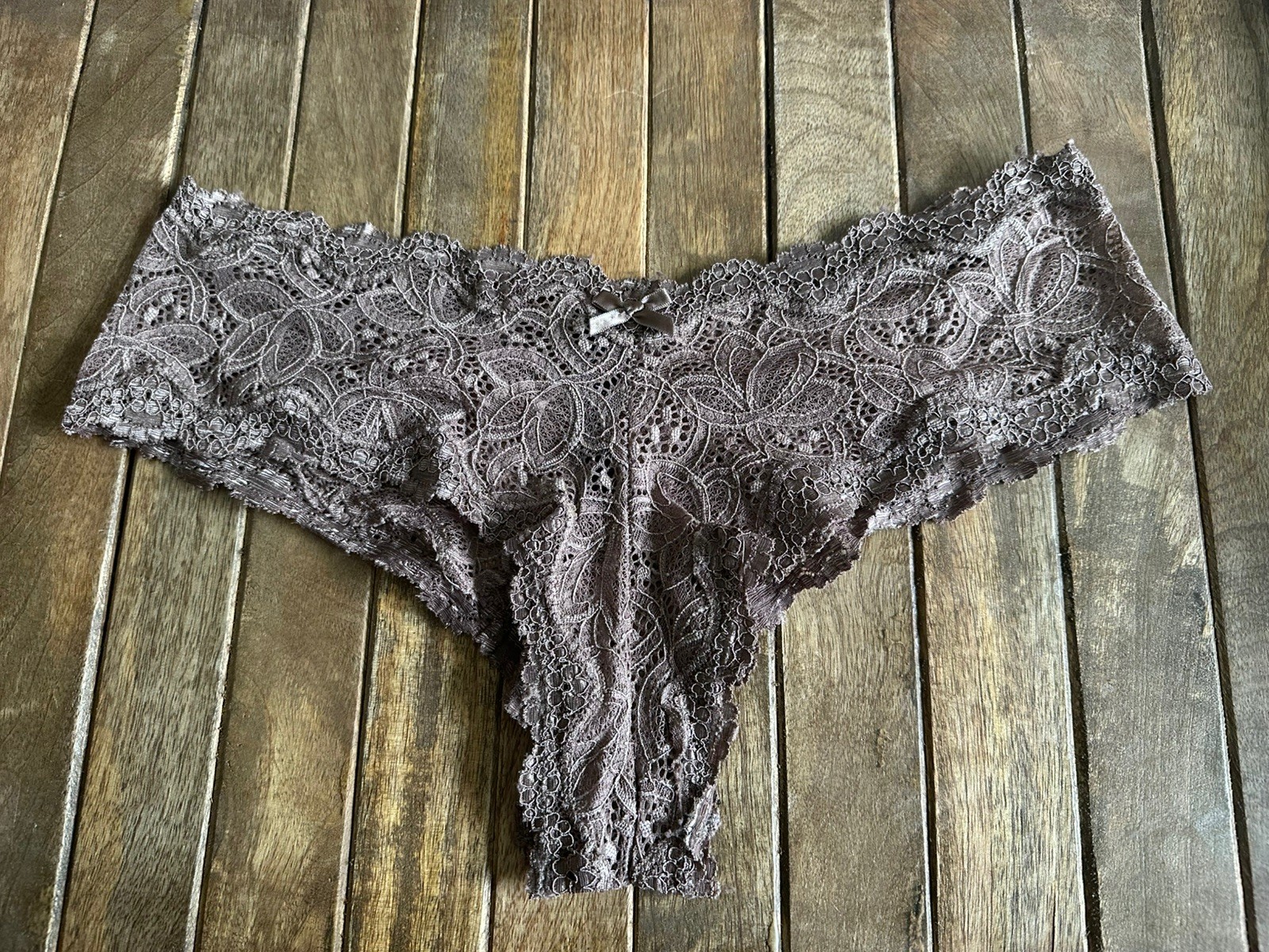 Vtg Victoria’s Secret M Mocha Beige Lace Hipster Bikini Panties Panty