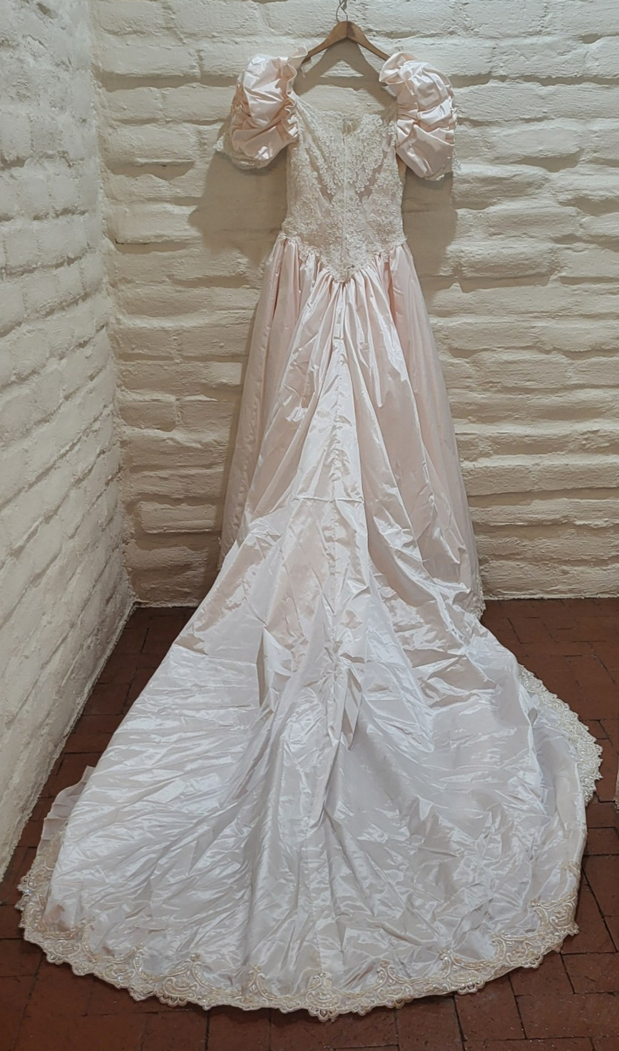 Vintage 1980s Princess Ivory over Pink Taffeta Wedding Dress Puff Sleeves Train