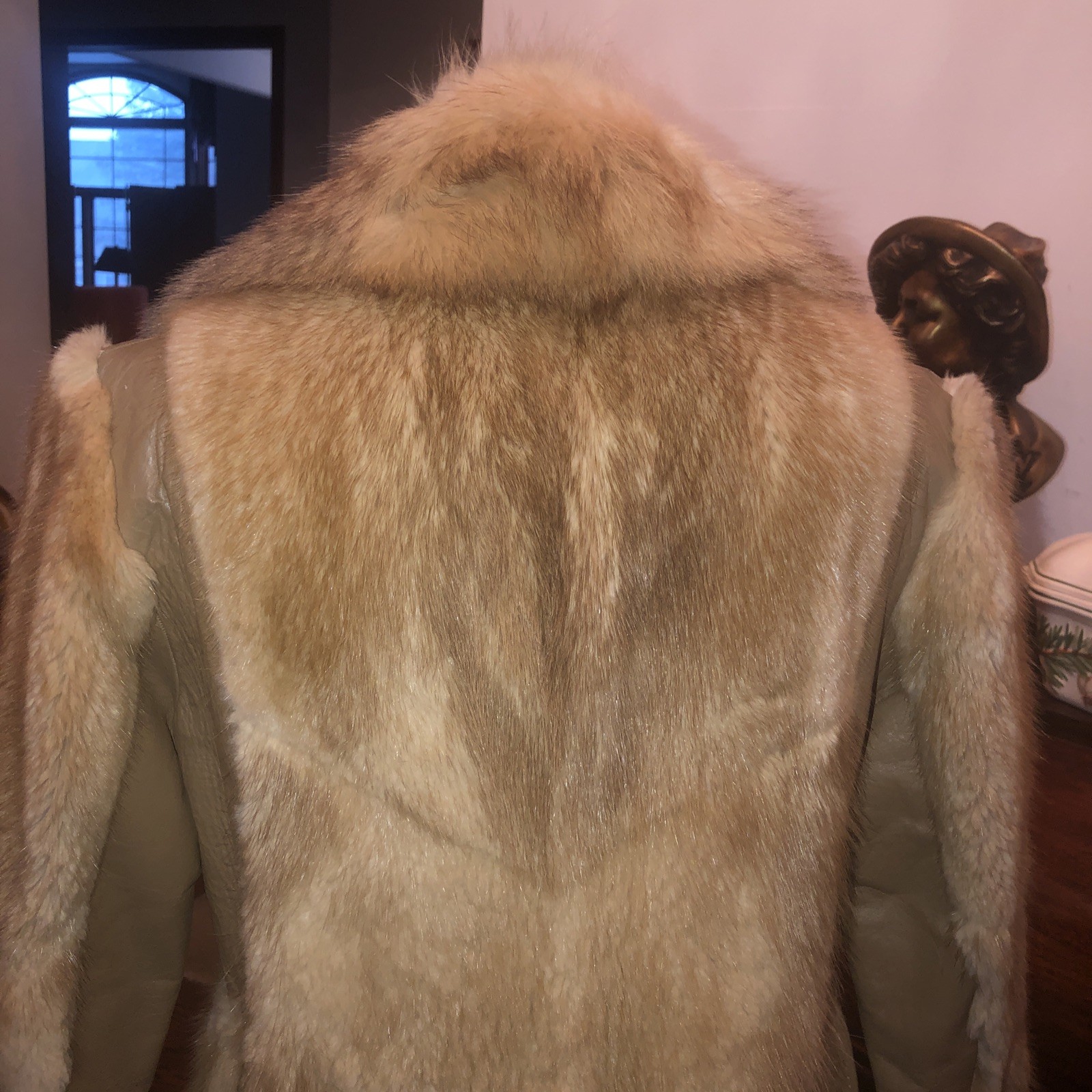 Vintage Tan Leather Trim, Fox Collar, Fur Coat. By J.l Hudson, Size Small 1970s