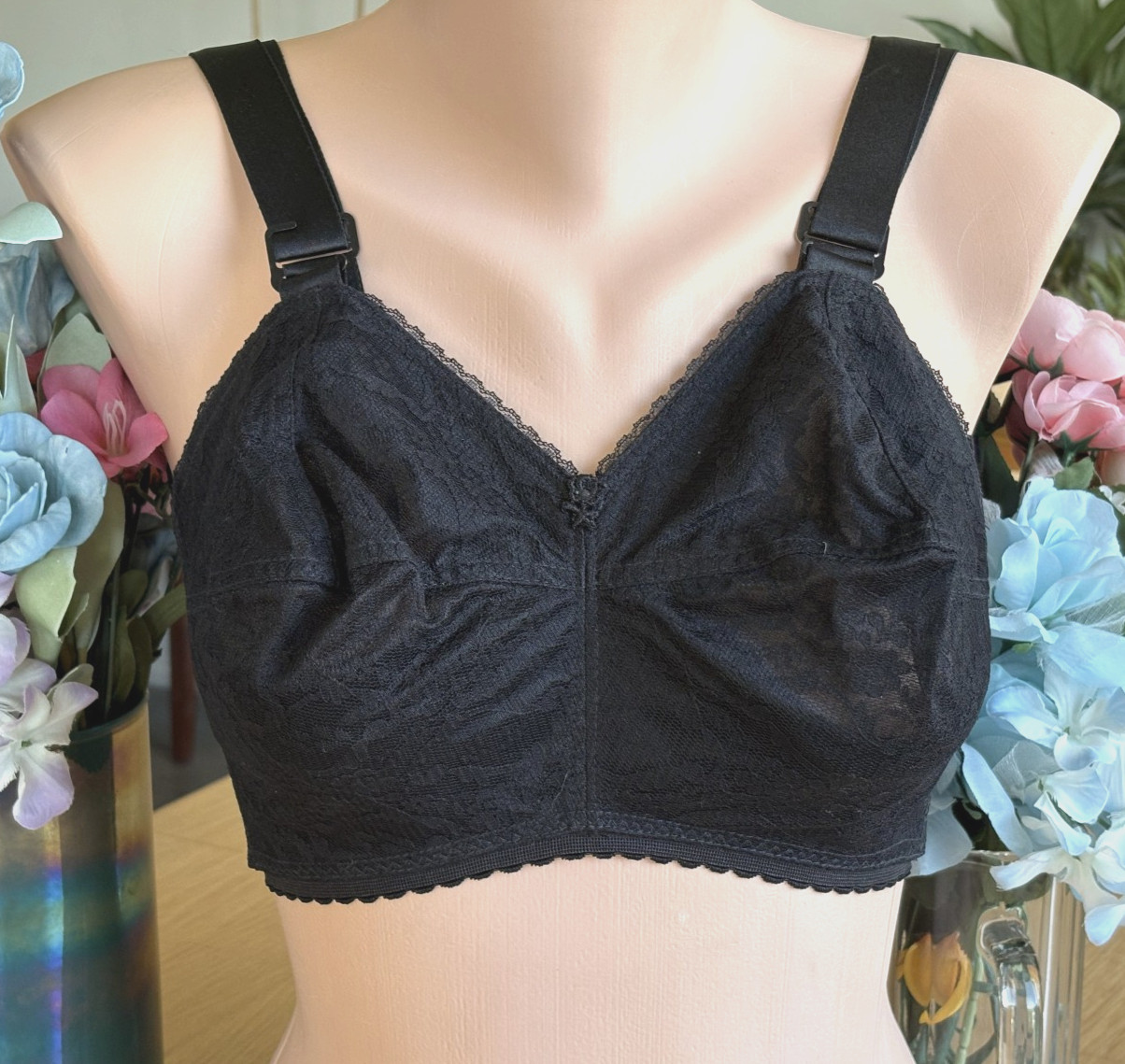 ARDYSS ANGEL BRA 28I Black Lace Wire Free Adjustable No Stretch Straps NWOT