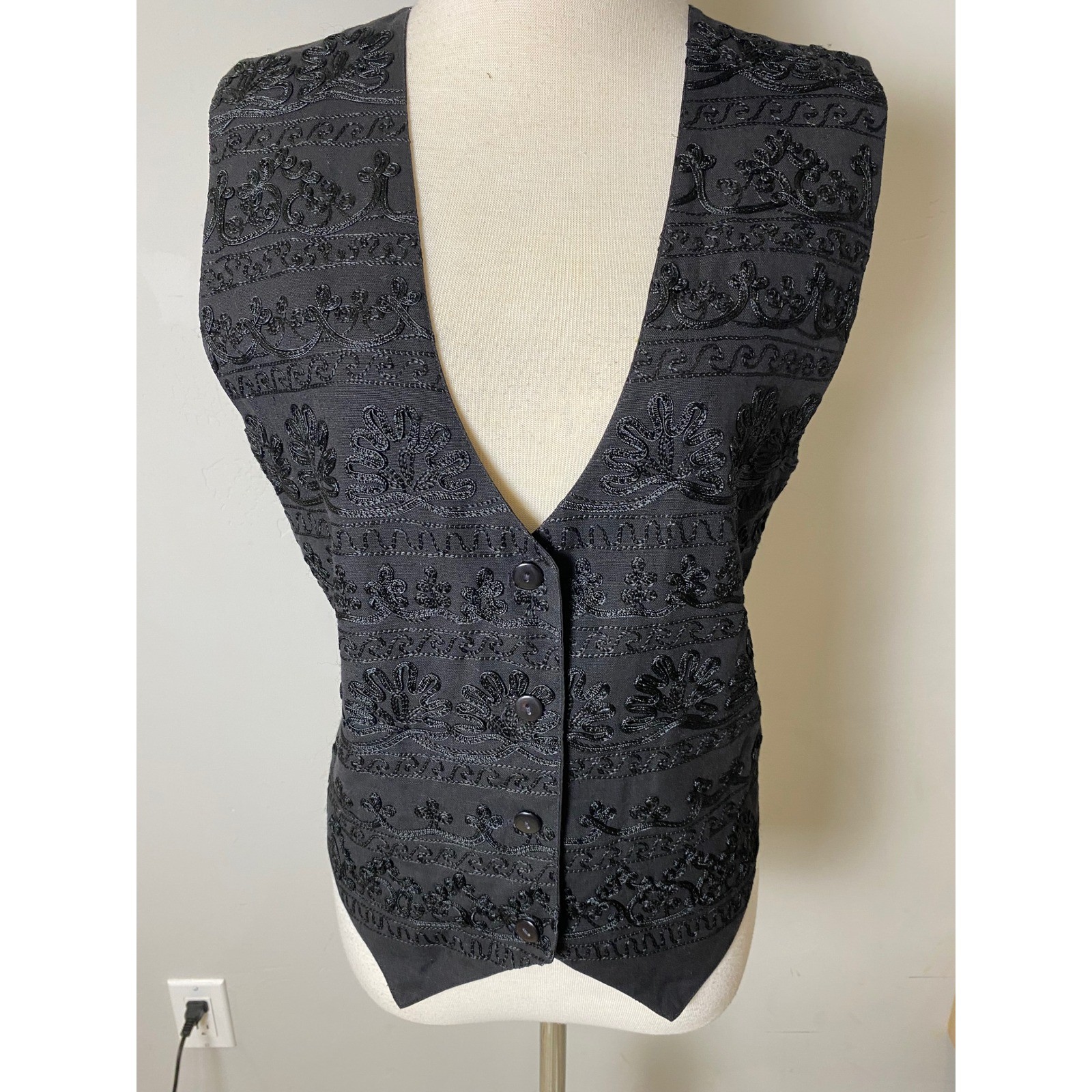 Vintage 90’s Body Xpressions Black Soutache Embroidered Vest Cotton Linen M