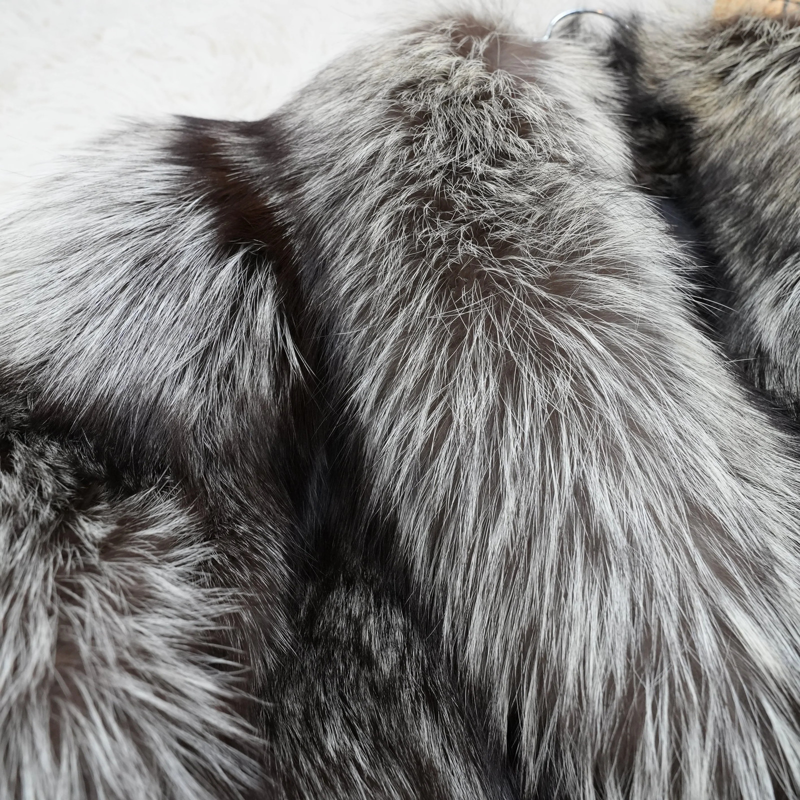 SAGA ROYAL FOX Silver Fox Coat – Genuine Vintage Fur From Japan