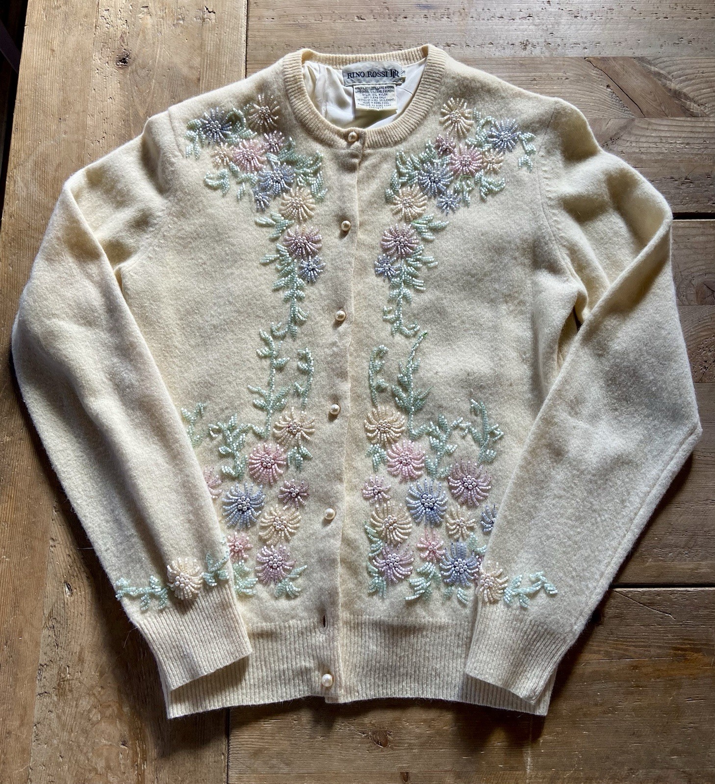 Rino Rossi Beaded Cardigan Vintage 1980’s EUC Angora Lambs wool Sz S. Gorgeous
