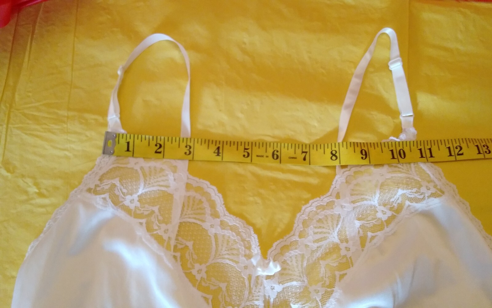 Full Slip BONNE NUIT Vintage White SZ Med Made in USA Lace Trim