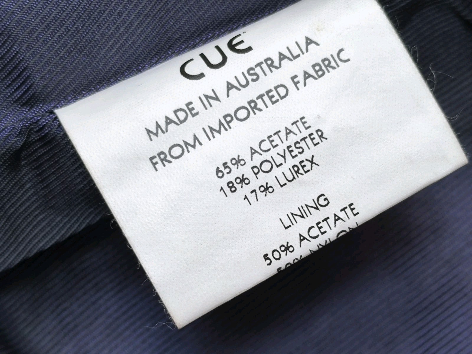 Beautiful vintage vine colours women’s jacket by CUE, Australia