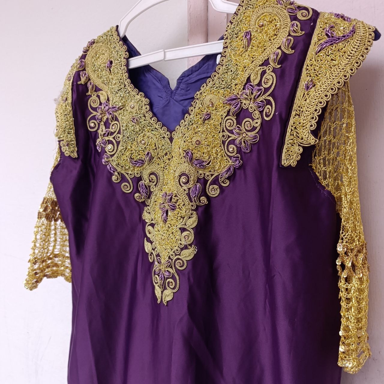 Vintage Algerian Fetla kaftans Handmade Purple Gold Traditional Dress
