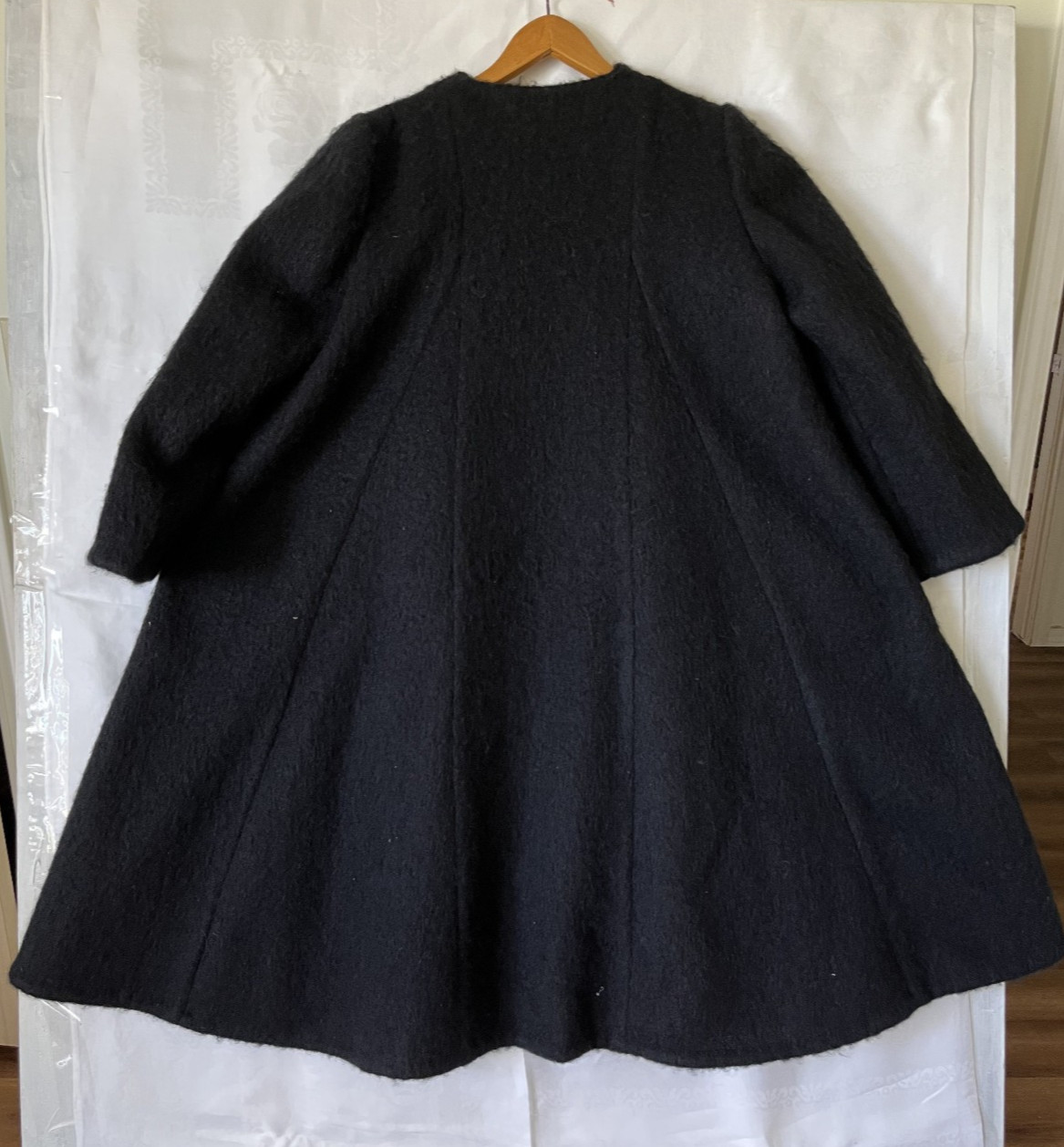 Pauline Trigere Couture Evening Wear Vintage Black Mohair Swing Coat Open Front