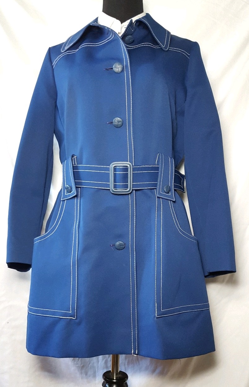 Vintage Outer Banks by Jerold Navy Blue Belted Raincoat Jacket Trench 1960’s Md