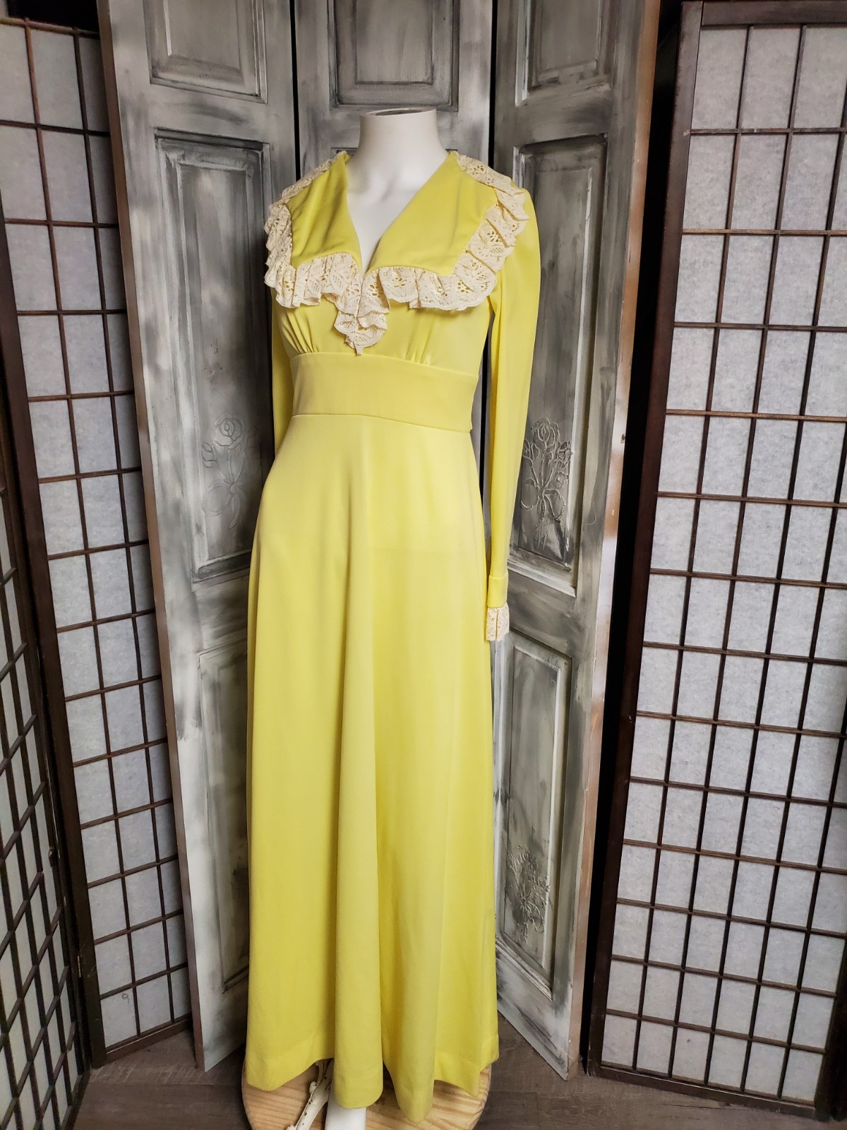 XS VTG 60s 70s S Lace Bishop Lace Sleeve Wrist Wedding/Prom Maxi Dress Dagger