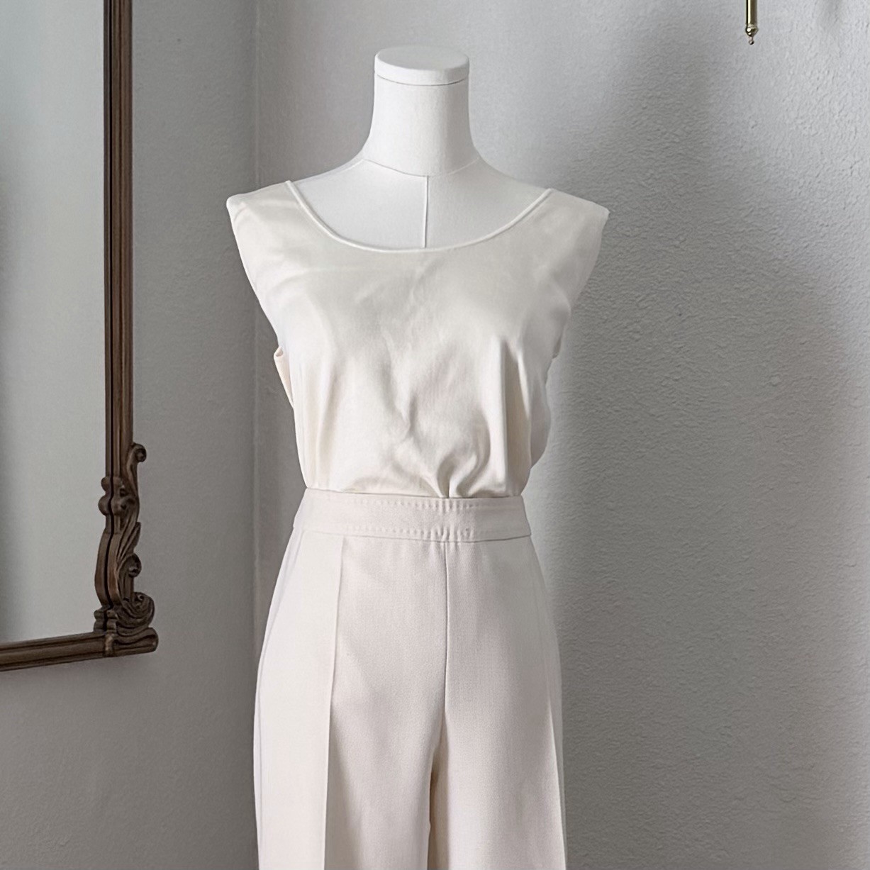 Akris Switzerland Silk Knit Tank Top XL Cream Mulberry Minimalist Quiet Luxury