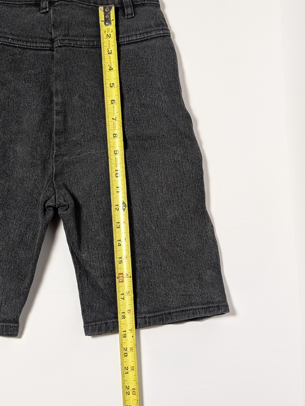 Vtg. 1990s Women’s Denim Republic Black Denim Jean Shorts Juniors Size 9/10 VG