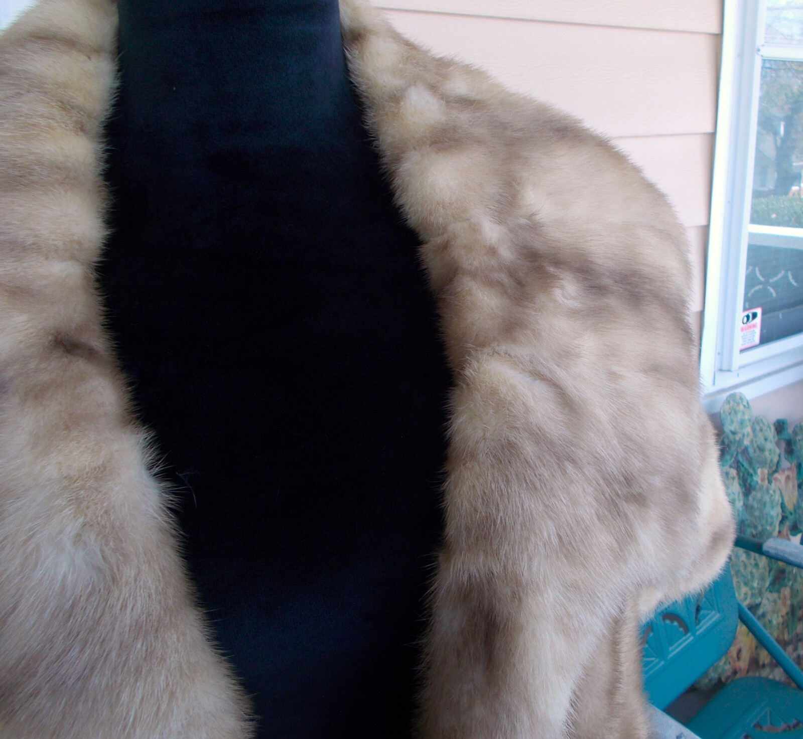 Vintage Light Champagne Honey Blonde Fur Mink Stole Cape With Wide Collar M-L