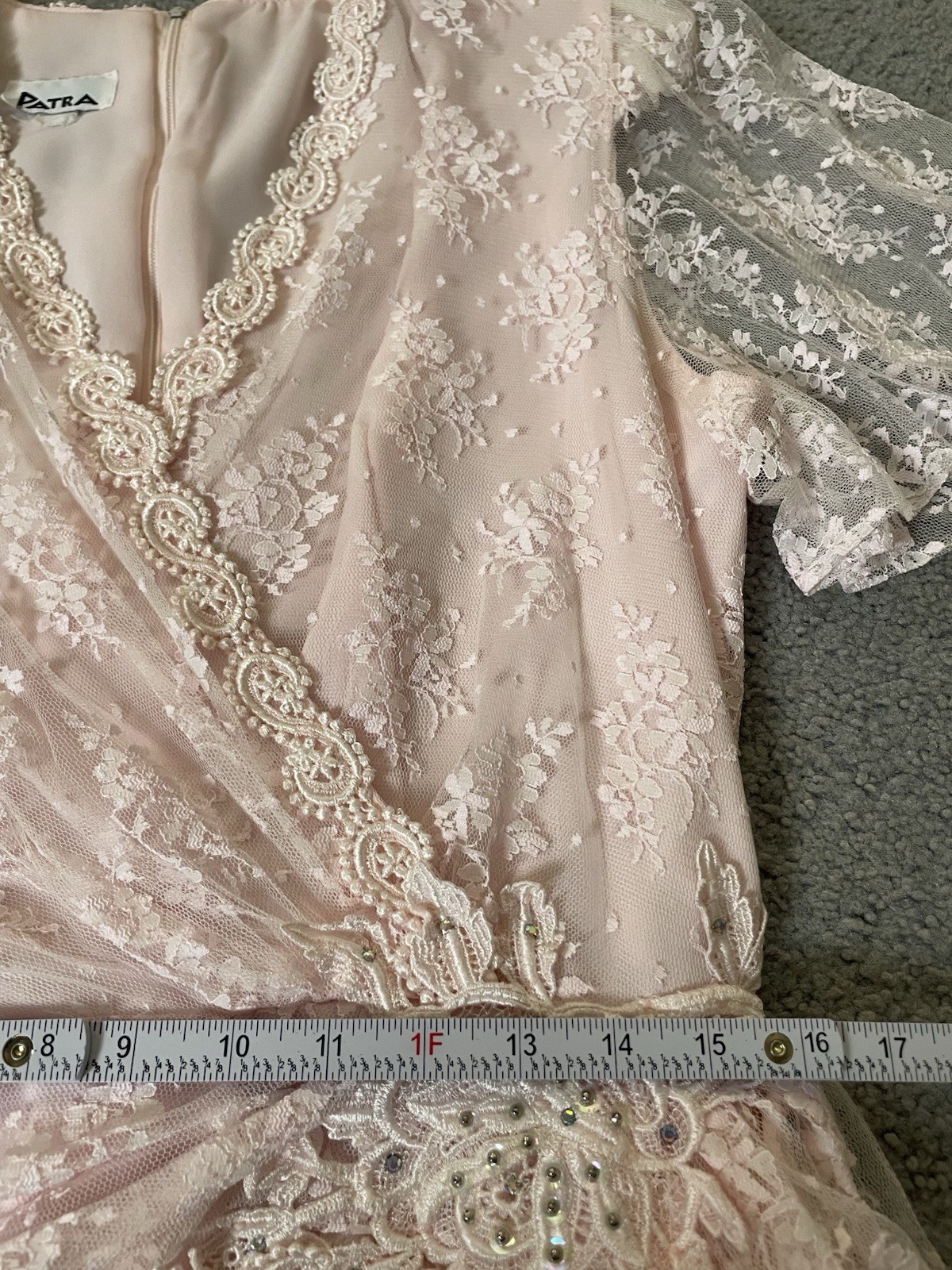 70s Embroidered Floral Lace Midi Dress Sz 15/16 Pink Flutter Sleeve Cocktail