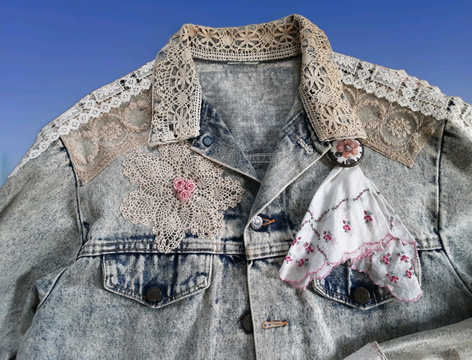 VTG Denim & Old Lace Embellished Jacket Embroidery Boho Chic Cottagecore M-L