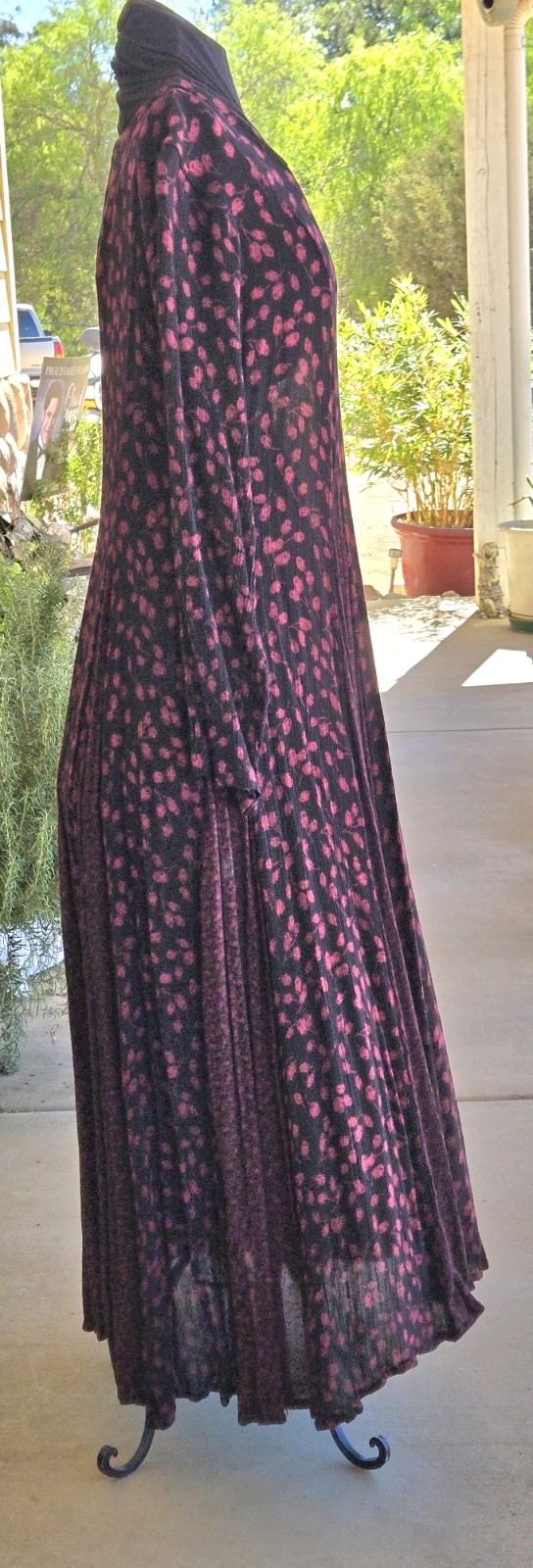 1980s NOSTALGIA Sheer Black & Red Floral Dress W/Full Pleated Sweep Skirt Sz M