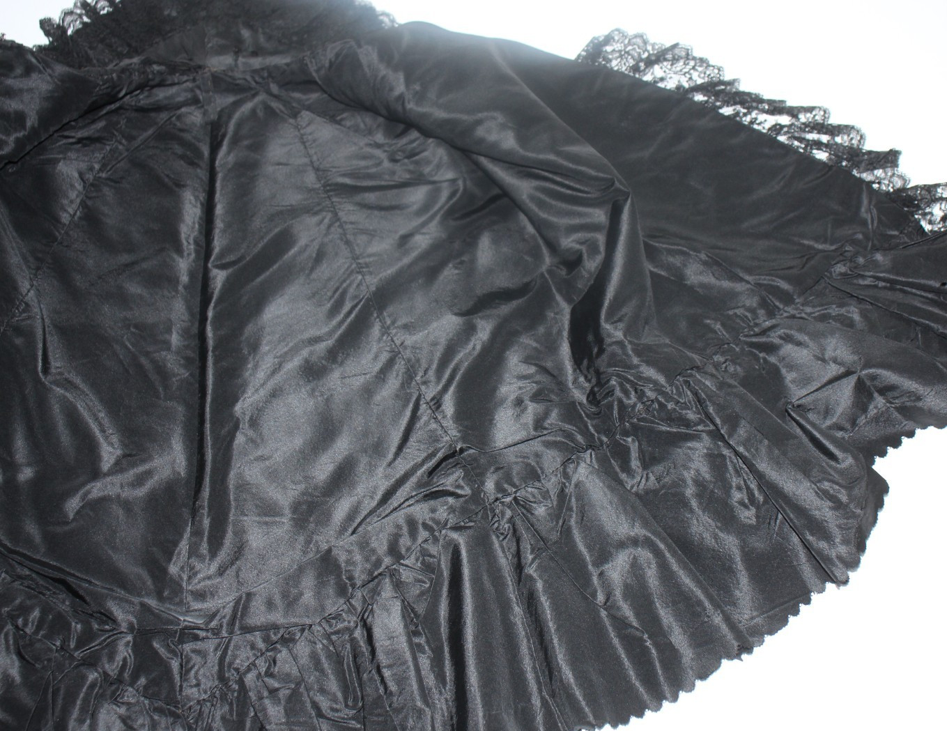 Antique Edwardian Victorian Black Mourning Cape Exquisite Design Lace Beads