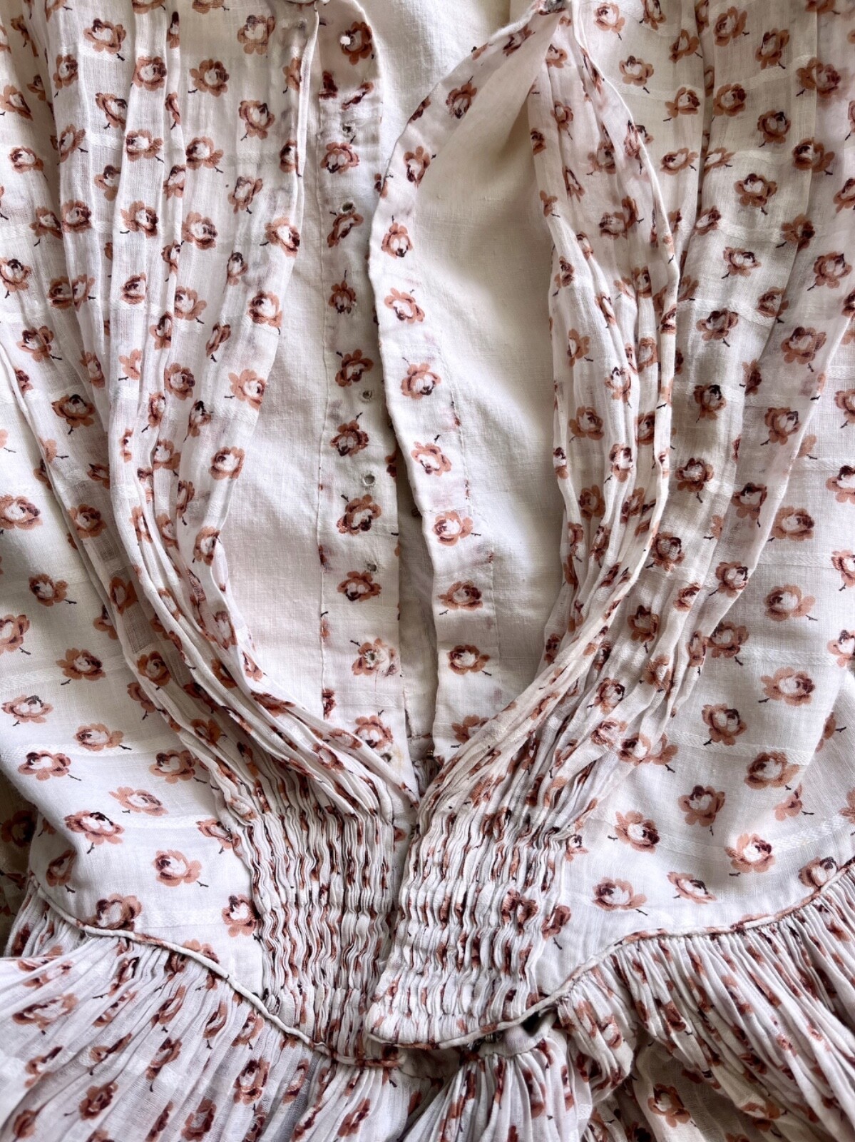 1850s Victorian Printed Rosebud Cotton Fan Front Dress Tiered Pagoda Sleeves XS