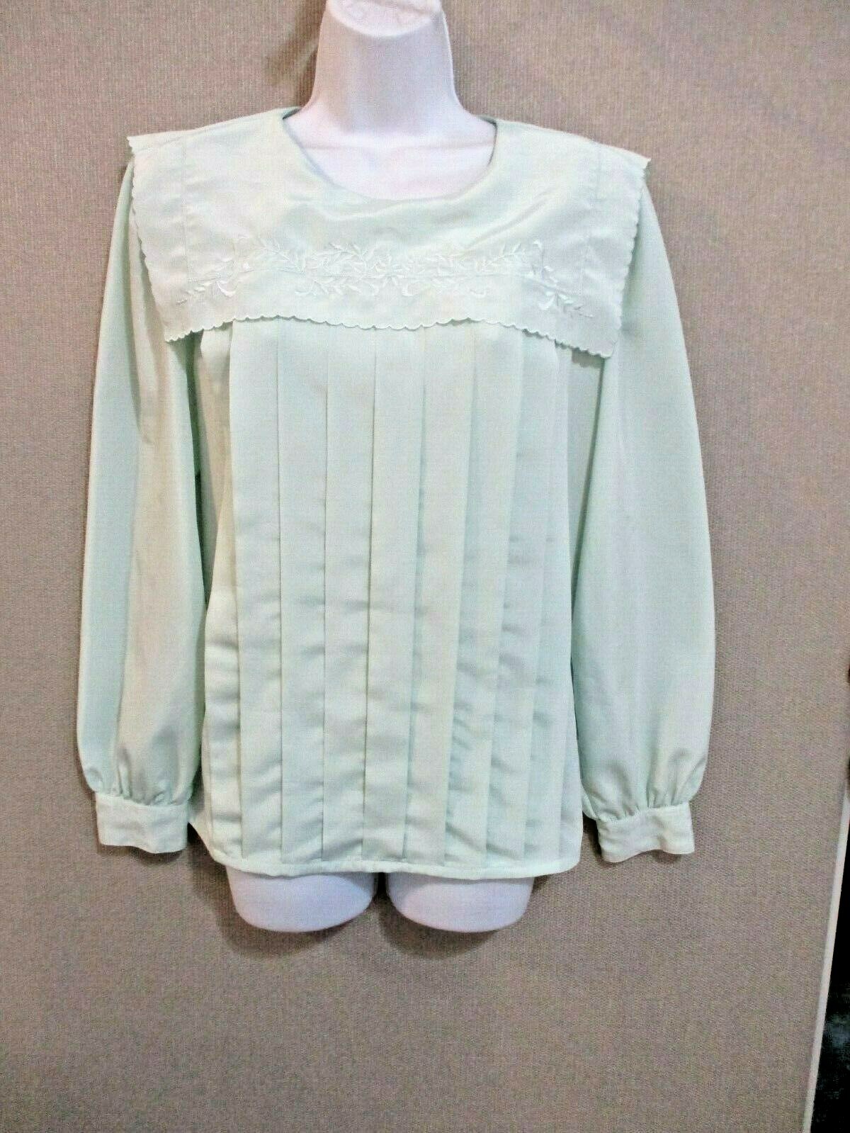 VTG Marlis Blouse Size 12 Embroidered Oversize Collar Pleated Front Pastel Green