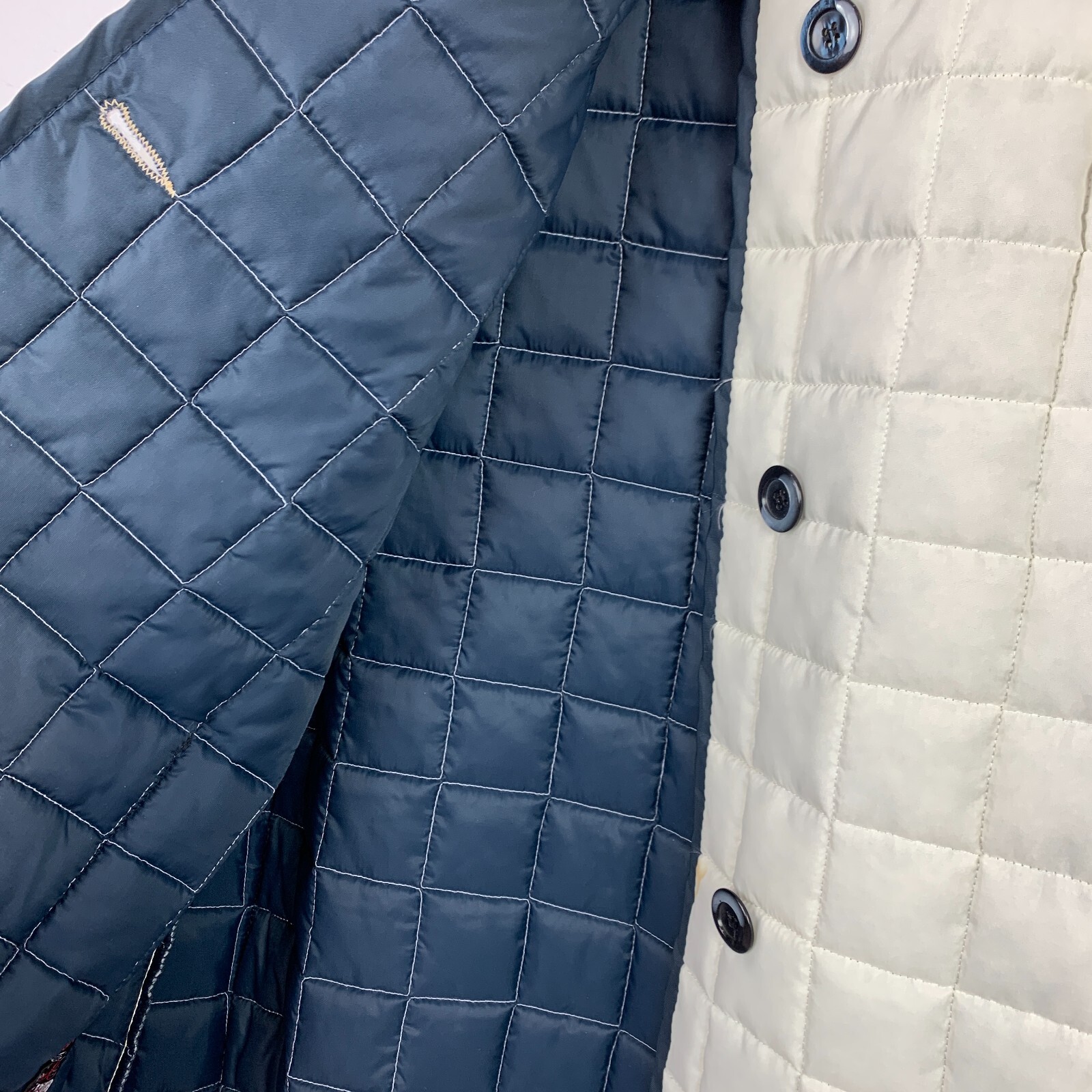 Vintage White Bear of St Paul Minnesota Navy Quilted Button Puffer Coat Medium