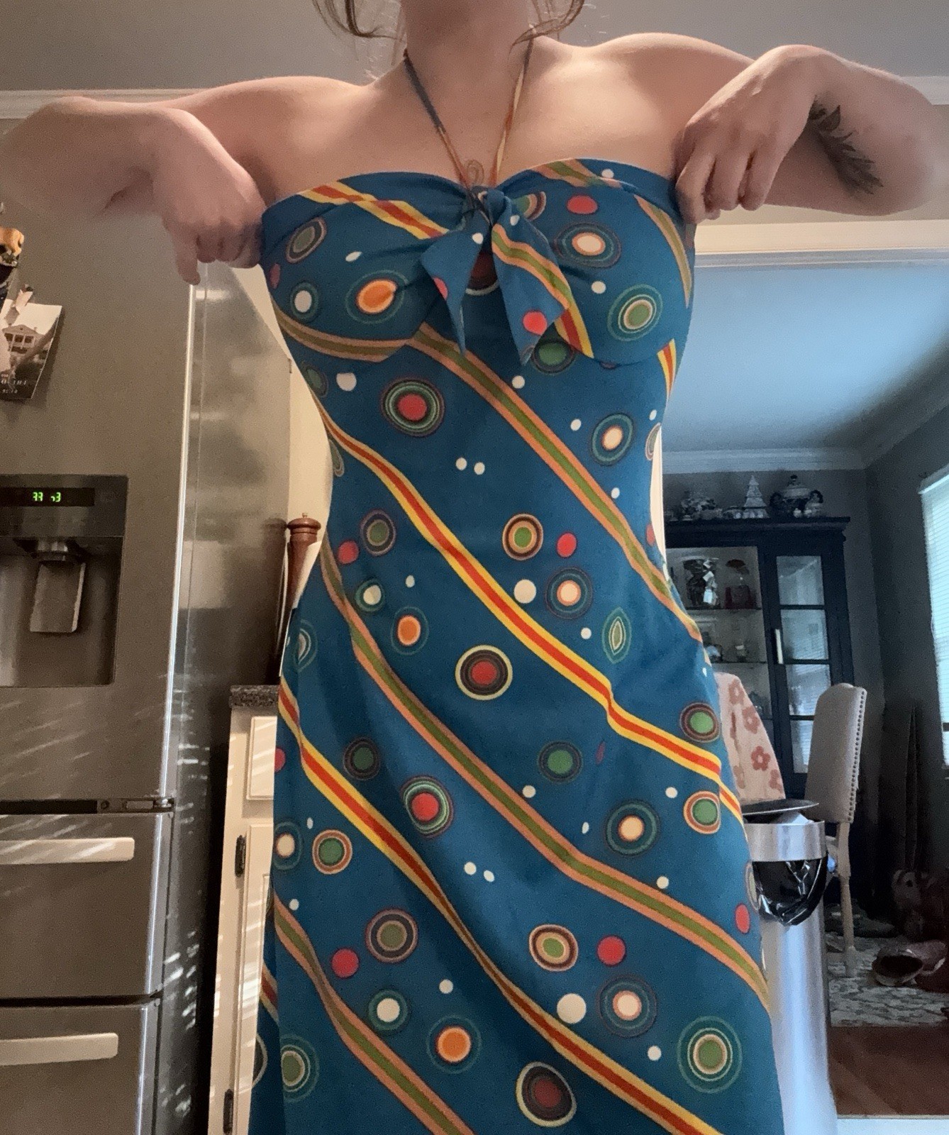VTG 1970s psychedelic Hippie Maxi Dress Tie Around Neck Dress Size M/L
