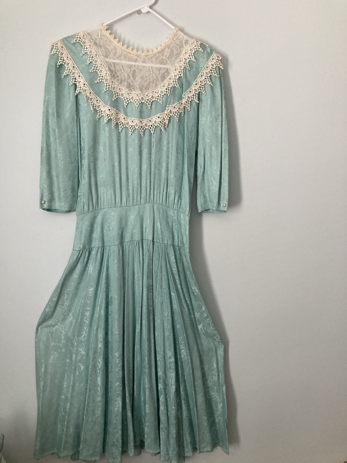 JSJ Vintage Aqua Jacquard/Brocade Dress With Lace & Pearls Size 7/8 Made In USA