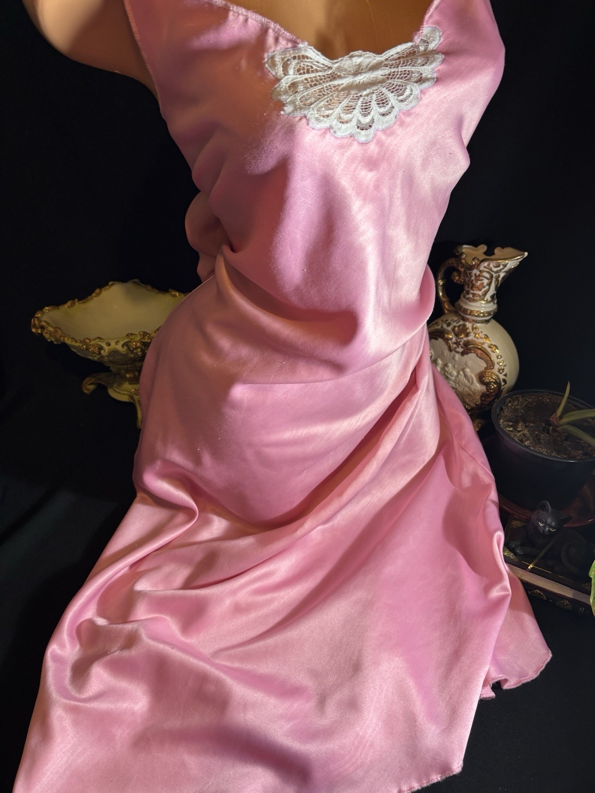 Vtg Satin Soft Pink Anastasia w Strips in gown Nightgown Negligee Gown w Lace