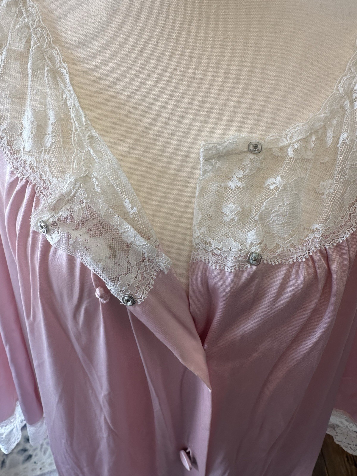 Vintage 1970s Pink Silky Robe Housecoat Lace Button Up Cottagecore Grandmacore