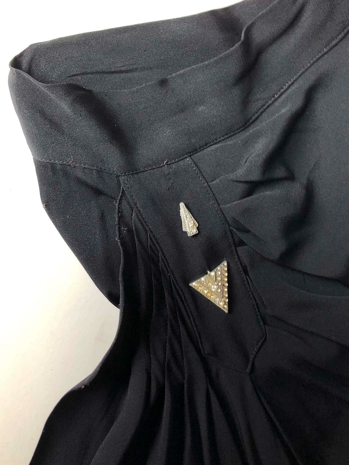 Vintage elegant 30s – 40s Black Rayon Crepe Wrap Sarong Skirt w/pin waist 27