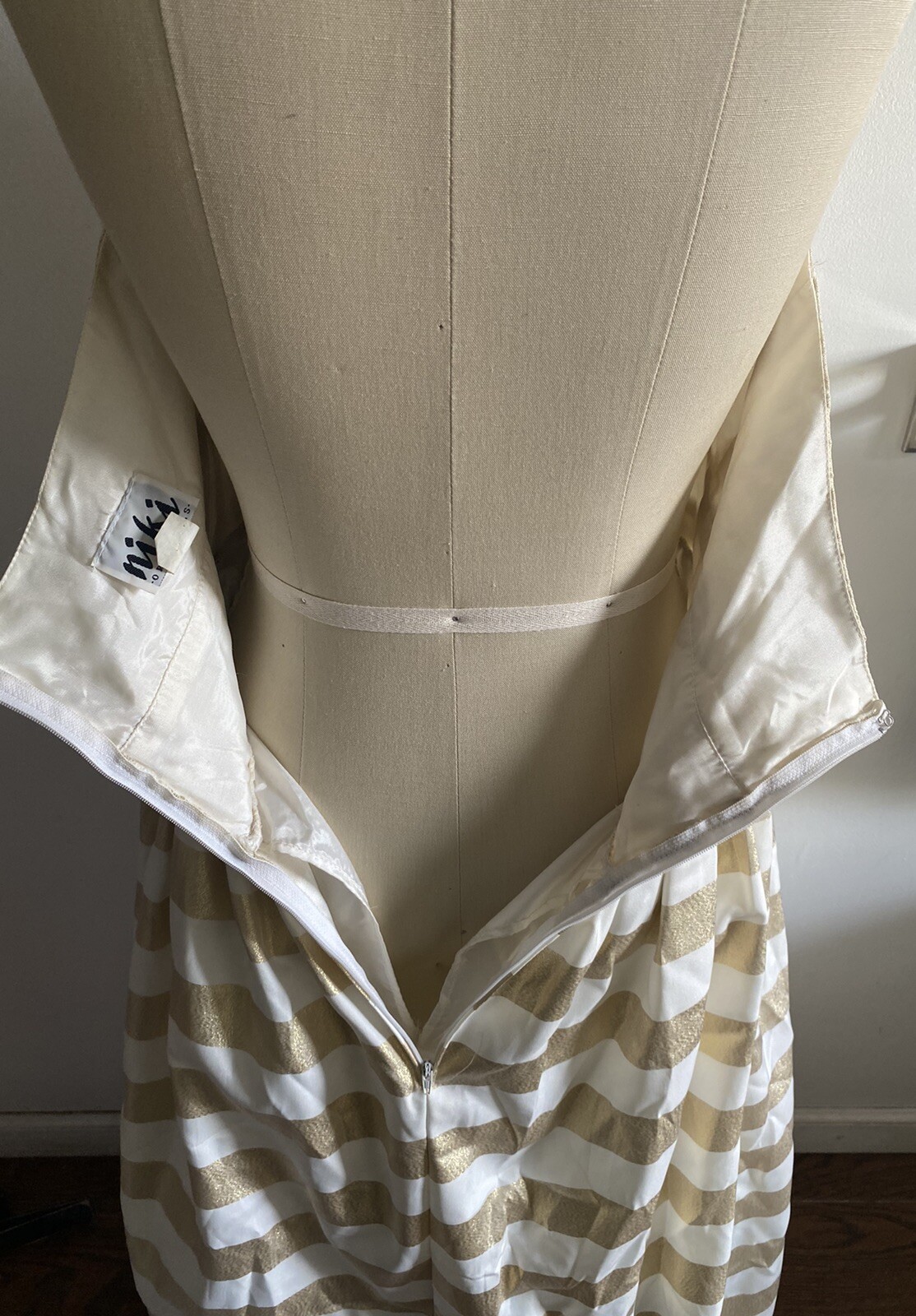 Vintage Niki Originals Halter Dress Prom White & Gold Metallic Union Label SZ 14