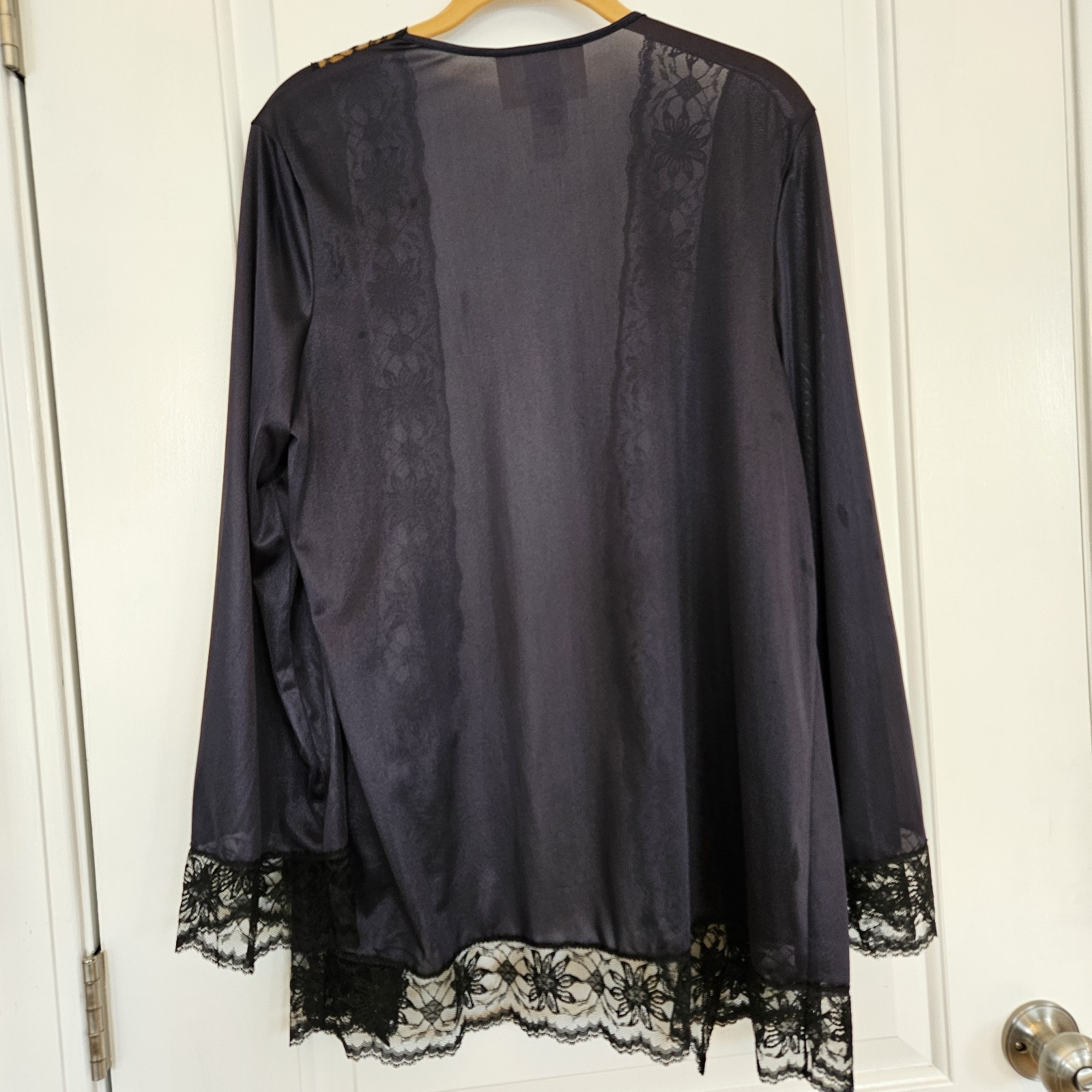 UndercoverWear Vintage Gray Lace Trim Open Front Robe Long Sleeve Nylon Large