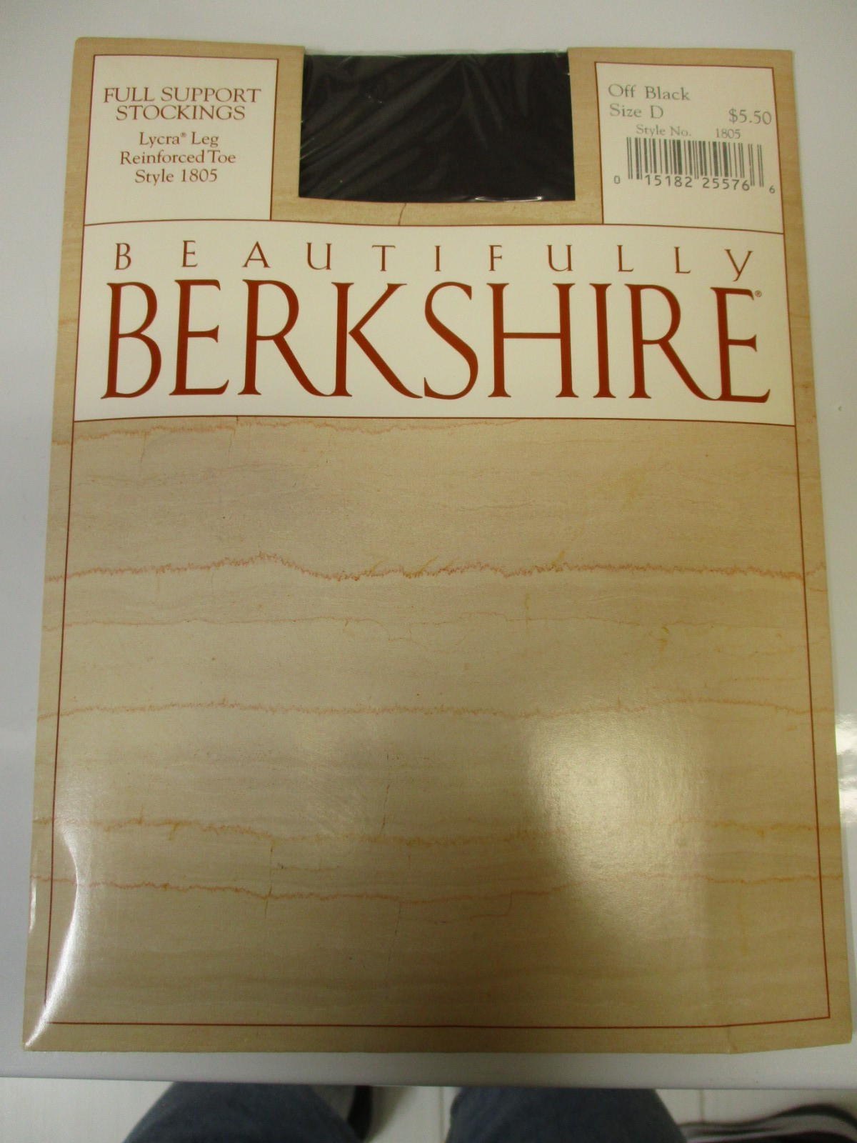 1PR VINTAGE BERKSHIRE RT SUPPORT SHEER NYLON STOCKINGS SZ 10 1/2-11 LONG BLACK