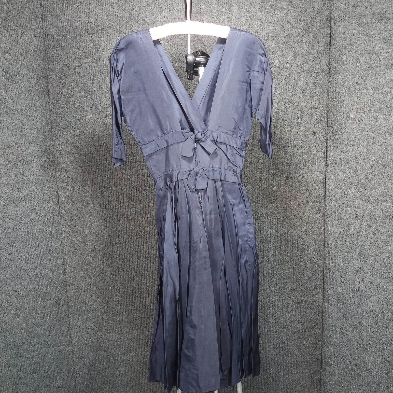 1950s Vintage Navy Blue Polished Cotton Bow Circle Dress