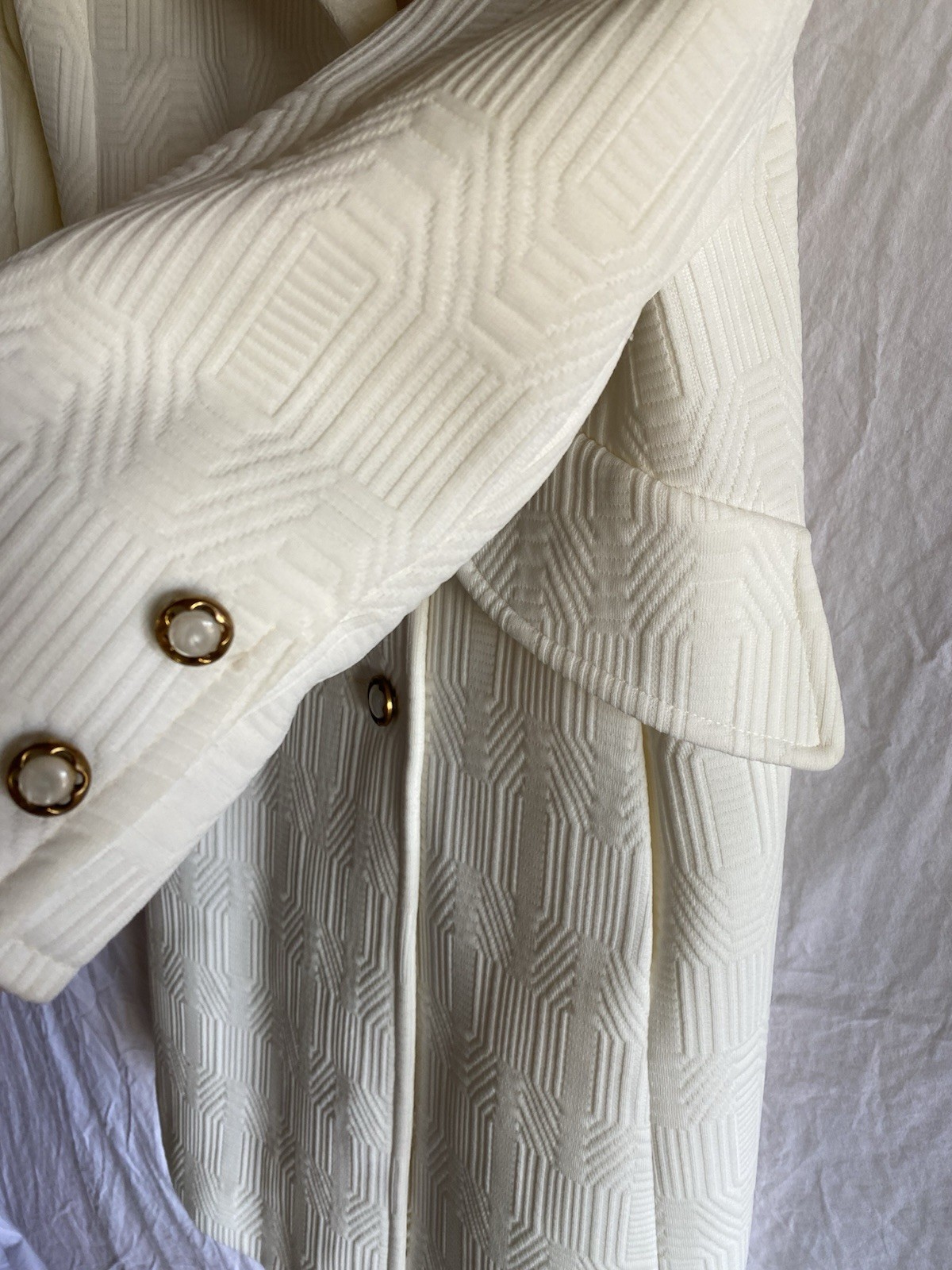 Sears Boutique Ivory Vintage Textured Double-Breasted Women’s Coat Regular Size