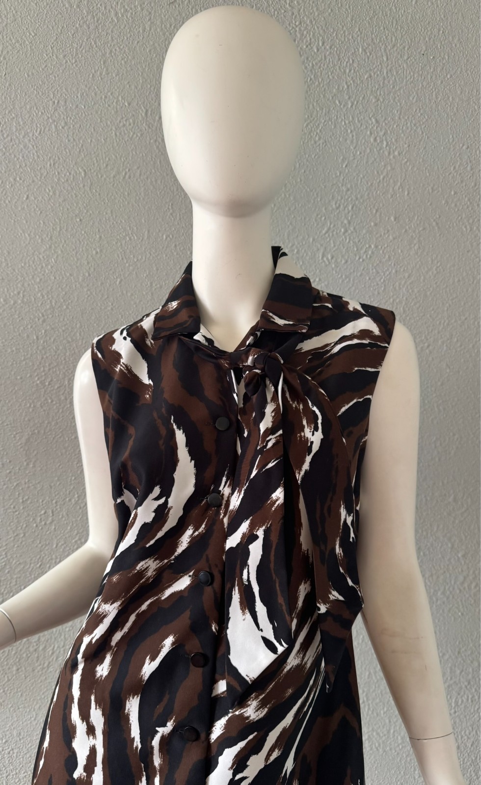Vintage 60s Sleeveless Abstract Neck Tie MOD Button Shift Dress L