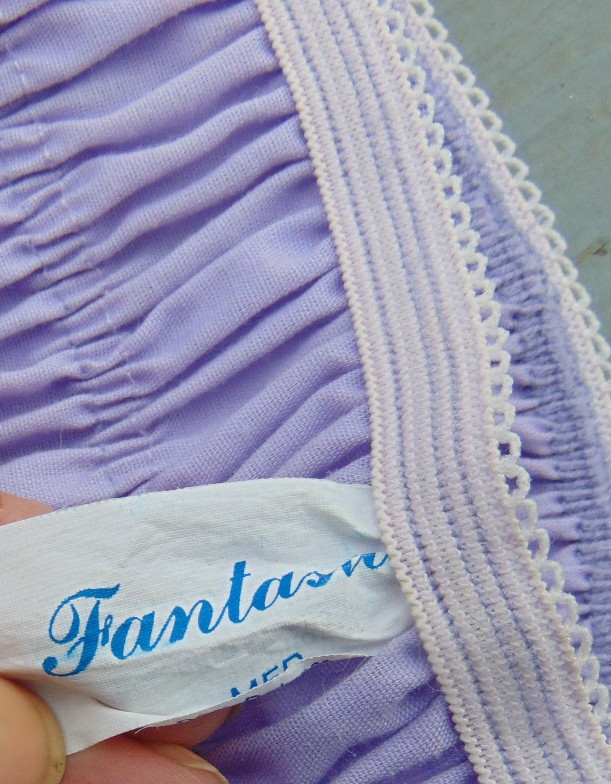 Vintage FANTASIA Lavender Ruffled Stretch Bloomers Sissy Pettipants Dance sz Med