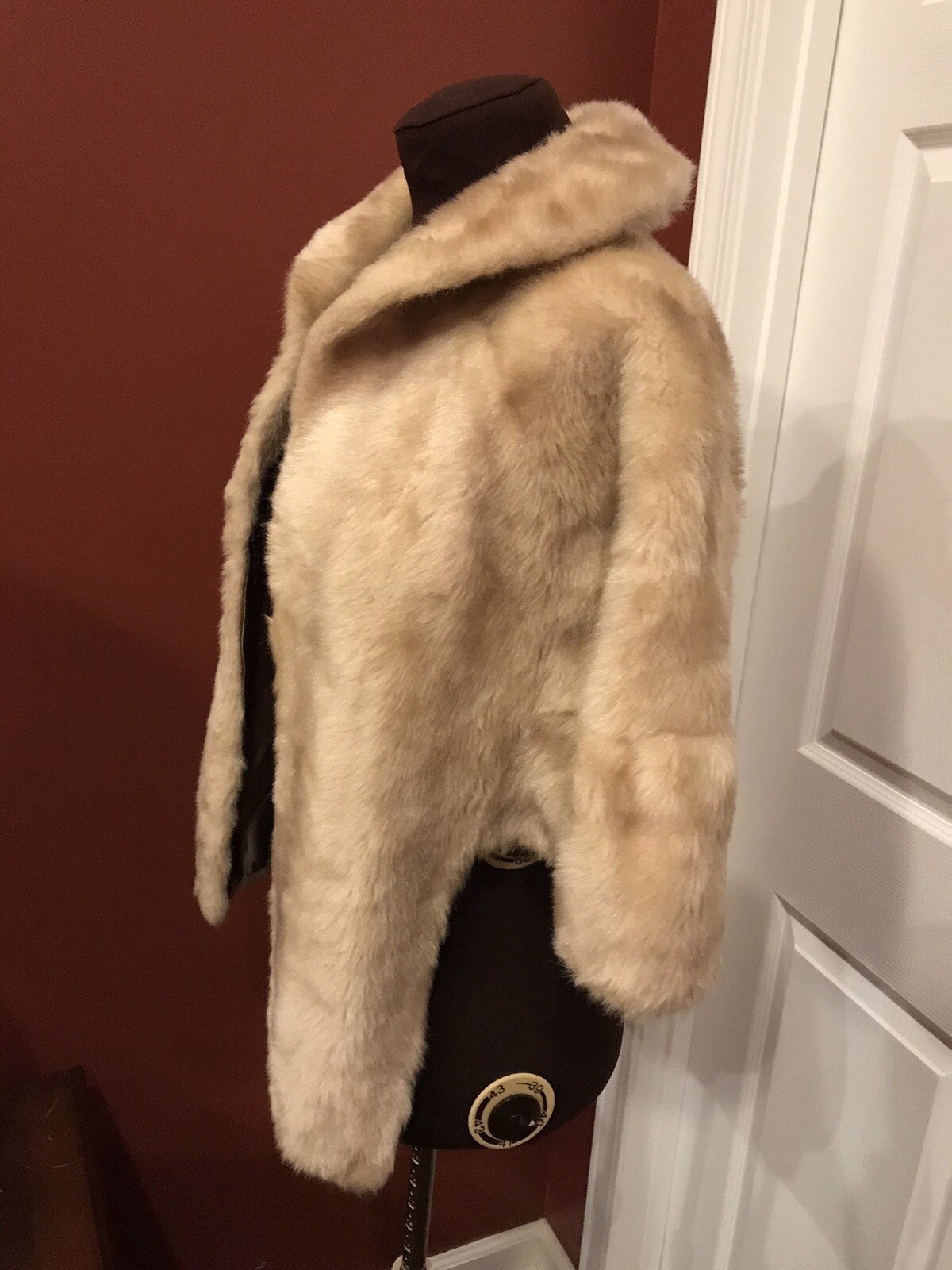 Regina Glenara by Glenoit Faux Fur Cape Shrug VINTAGE light brown