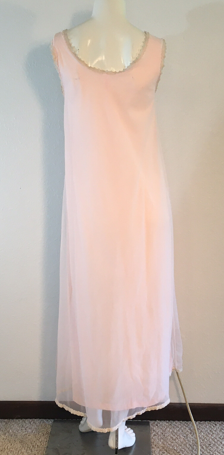 Vintage Gilead Ankle Length Nightie Pink With Cream Lace Trim Made in USA Medium