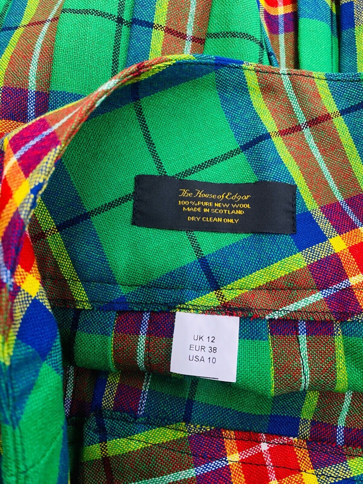 Vintage Y2K 2000s Scottish green plaid mini skirt low rise wool leather pin kilt