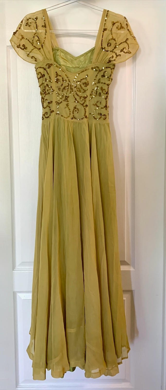 Vintage 1930s Princess Chartreuse green /yellow Chiffon & sequin Gown long Dress