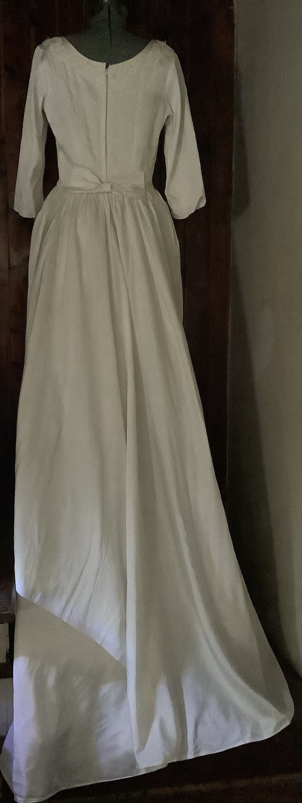 Vintage 1950’s early 60’s Wedding Gown Dress Lace Sequins Pearls 34-28-46