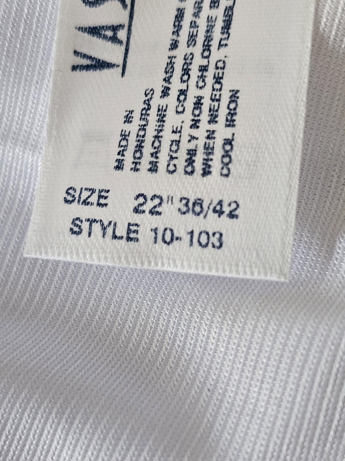 Vassarette Full Slip White Size 22″ 36/42 Satin Nylon Adjustable Straps V-neck