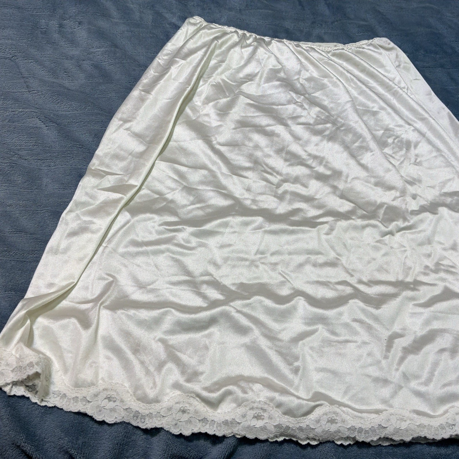 Medium Slip Ivory Woman’s links, ￼ 26 Inch Free Shipping